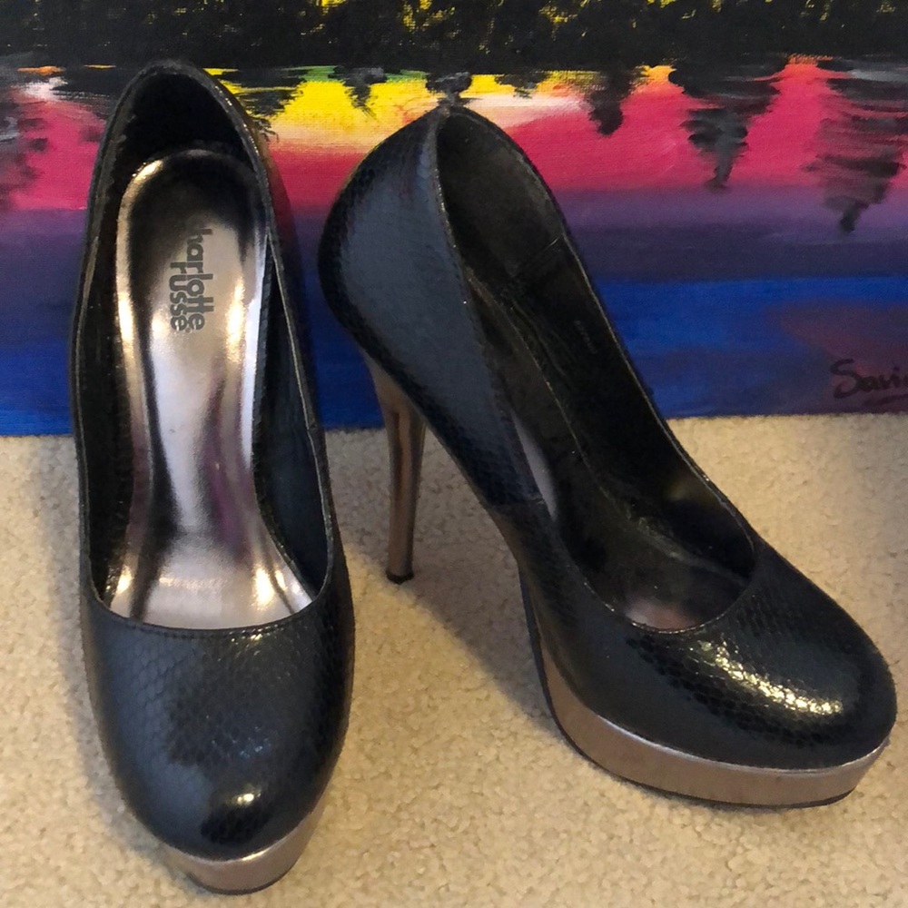Sexy Black Platform Heel!🖤